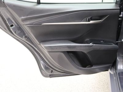 2025 Toyota Camry FWD - Photo 25