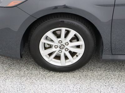 2025 Toyota Camry FWD - Photo 11