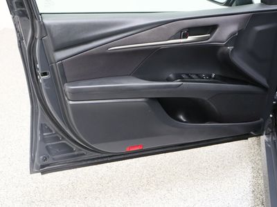 2025 Toyota Camry FWD - Photo 12