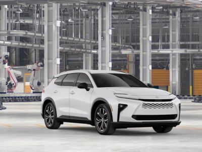 2026 Toyota Crown Signia - Photo 17