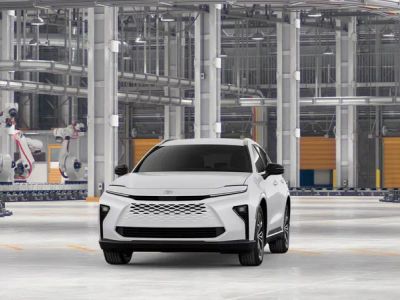 2026 Toyota Crown Signia - Photo 3