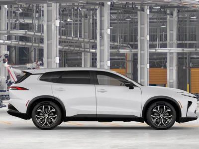 2026 Toyota Crown Signia - Photo 14