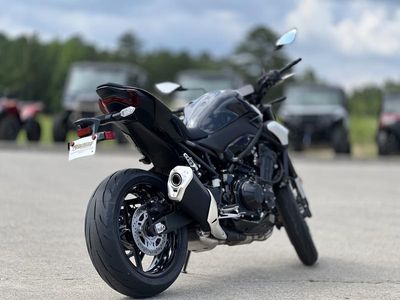 2025 Kawasaki Z900 ABS Metallic Spark Black/Metallic Carbon Gray - Photo 4
