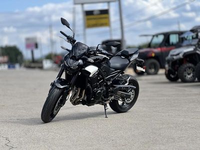 2025 Kawasaki Z900 ABS Metallic Spark Black/Metallic Carbon Gray - Photo 2