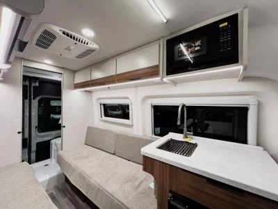 2027 Thor Motor Coach TALAVERA — detail view