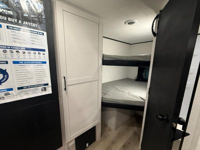2026 Jayco Jay Feather SL - Photo 16