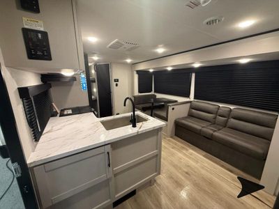2026 Jayco Jay Feather SL - Photo 3