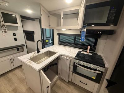 2026 Jayco Jay Feather SL - Photo 8