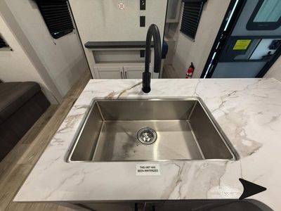 2026 Jayco Jay Feather SL - Photo 9