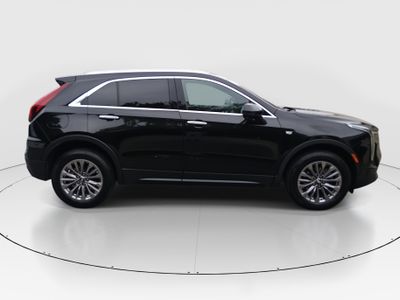2025 Cadillac XT4 - Photo 8