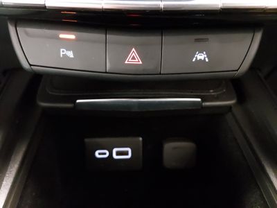 2025 Cadillac XT4 - Photo 18