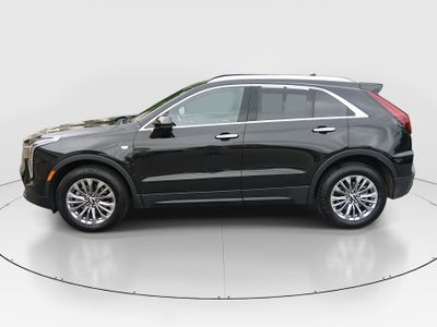 2025 Cadillac XT4 - Photo 4