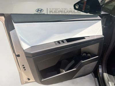 2024 Tesla Cybertruck — photo 18 view