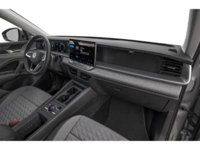 2026 Volkswagen Tiguan — photo 14 view