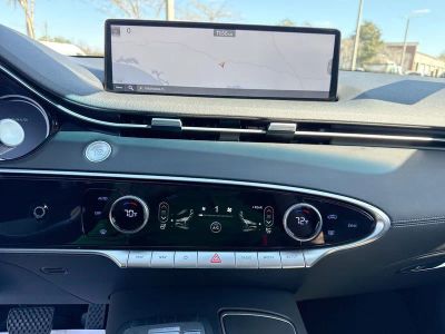 2025 Genesis GV70 — photo 20 view