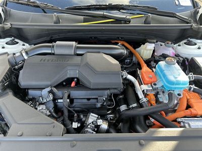 2026 Kia Sportage Plug-In Hybrid — photo 11 view