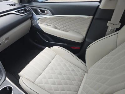 2021 Genesis G70 — photo 15 view