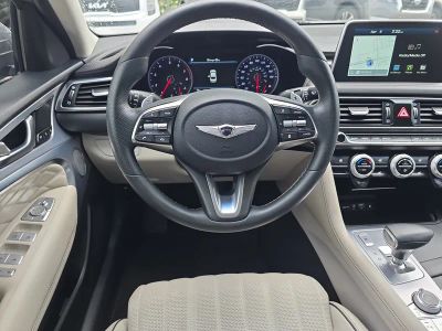 2021 Genesis G70 — photo 13 view
