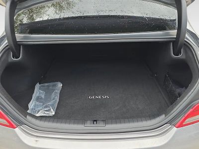 2021 Genesis G70 — photo 10 view