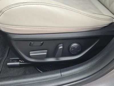 2021 Genesis G70 — photo 20 view