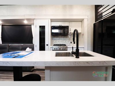 2025 Jayco Jay Flight Bungalow - Photo 15
