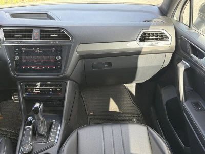 2024 Volkswagen Tiguan — photo 16 view