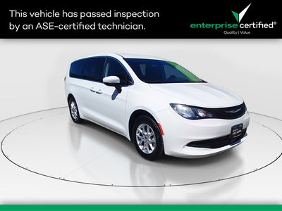 2022 Chrysler Voyager - Photo 1