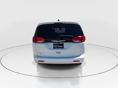 2022 Chrysler Voyager - Photo 6