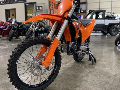 2025 KTM 250 SX-F - Photo 2