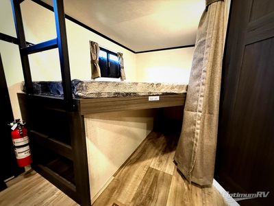 2026 Venture RV Stratus - Photo 15