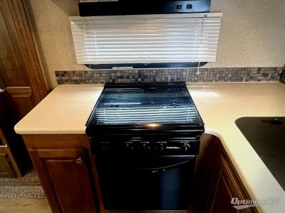 2019 Forest River Rockwood Ultra Lite — photo 15 view