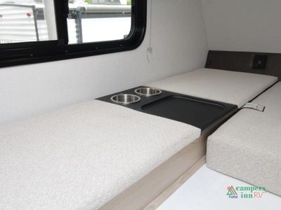 2027 Coachmen RV Leprechaun - Photo 36