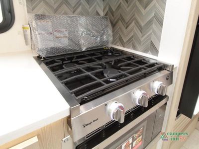 2027 Coachmen RV Leprechaun - Photo 12