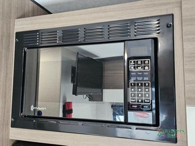 2025 Venture RV Sonic - Photo 13