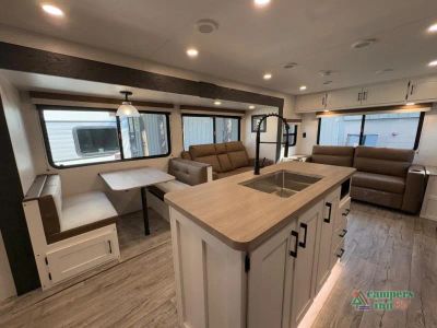 2026 Venture RV Sienna — photo 10 view