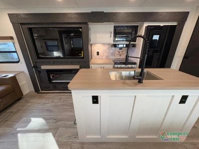 2026 Venture RV Sienna — photo 15 view
