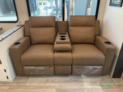 2026 Venture RV Sienna — photo 23 view
