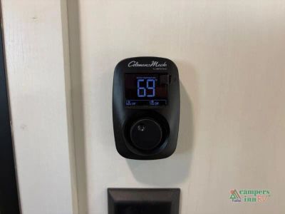 2026 Venture RV Sienna — photo 38 view