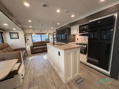 2026 Venture RV Sienna — photo 8 view