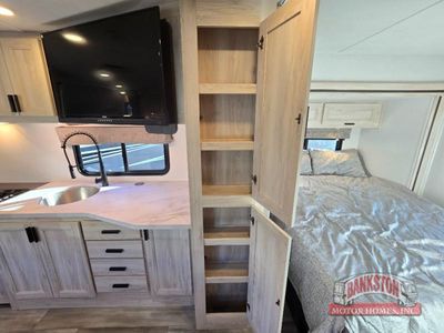 2024 Sunseeker LE 2550DSLE Ford - Photo 25