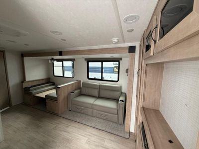 2025 Palomino SolAire - Photo 16