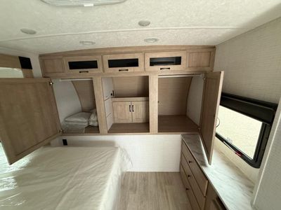 2025 Palomino SolAire - Photo 44