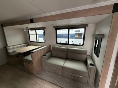 2025 Palomino SolAire - Photo 18