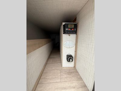 2025 Palomino SolAire - Photo 5