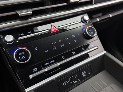 2026 Hyundai Santa Fe - Photo 14