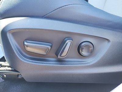 2023 Subaru Solterra - Photo 23
