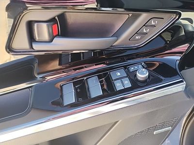 2023 Subaru Solterra - Photo 18