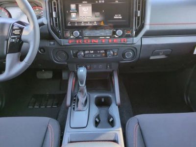 2026 Nissan Frontier — photo 16 view