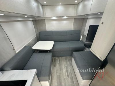 2024 Pleasure-Way Plateau XLTS - Photo 17