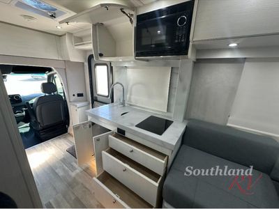 2024 Pleasure-Way Plateau XLTS - Photo 13